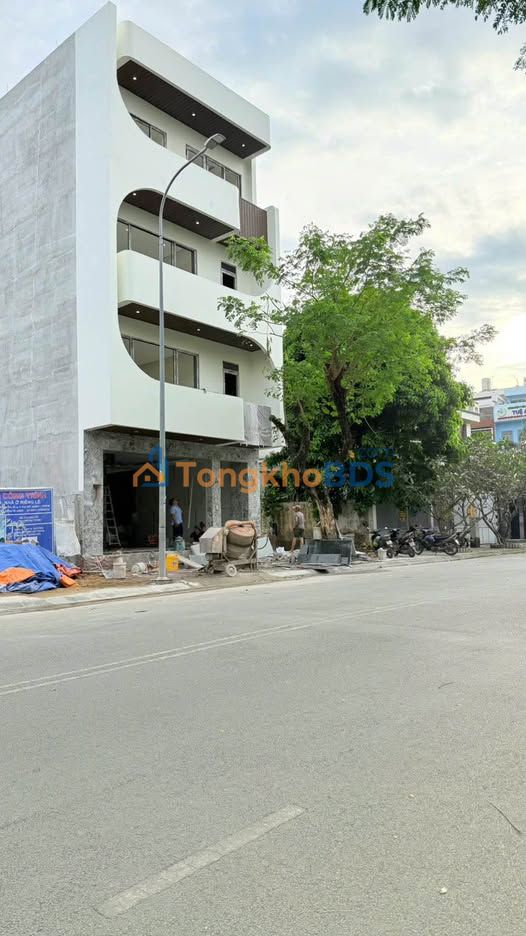 Đất Vàng Quận 7 - 133m² Mặt Tiền Đường 2C - Sổ Hồng 16.8 Tỷ