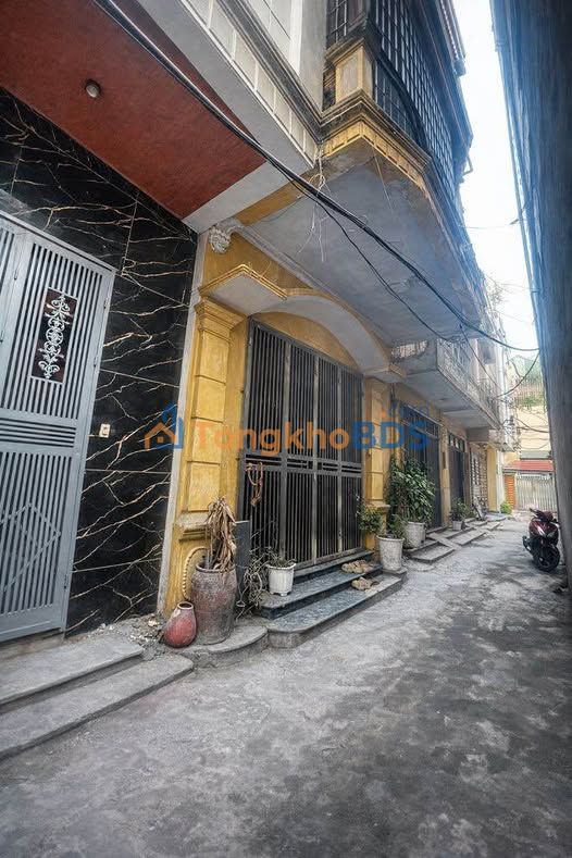 Nhà 3 Tầng Tây Mỗ 66m² - Giá Tốt, Sẵn Ở, Gần Vincom