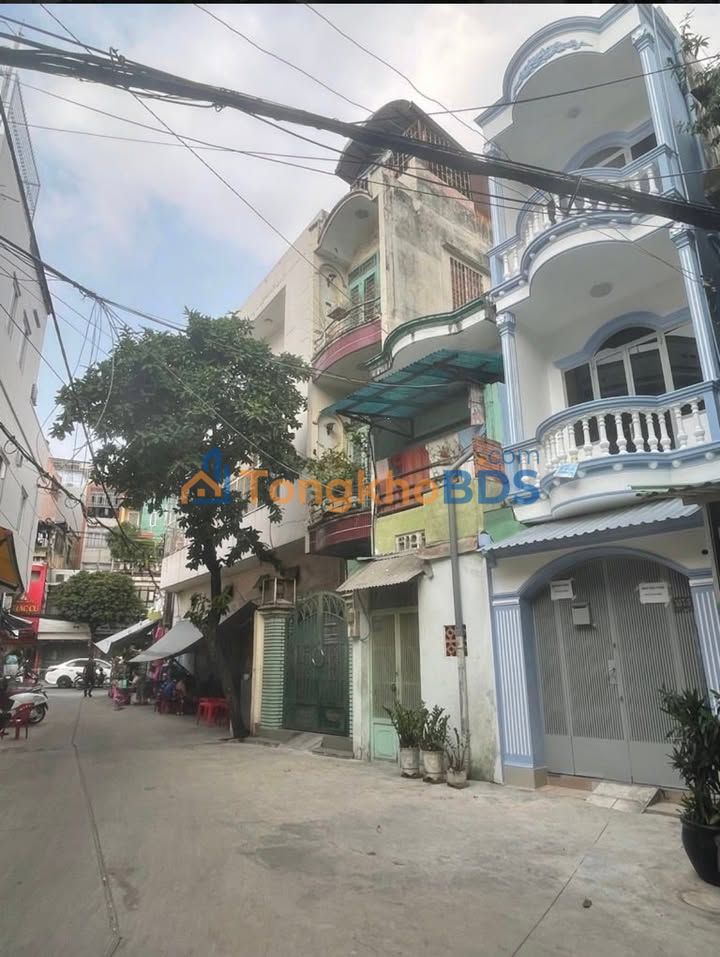 Nhà hẻm xe tải 93m² Quận 10, 4 tầng, giá 9.5 tỷ - Sẵn sàng vào ở ngay!