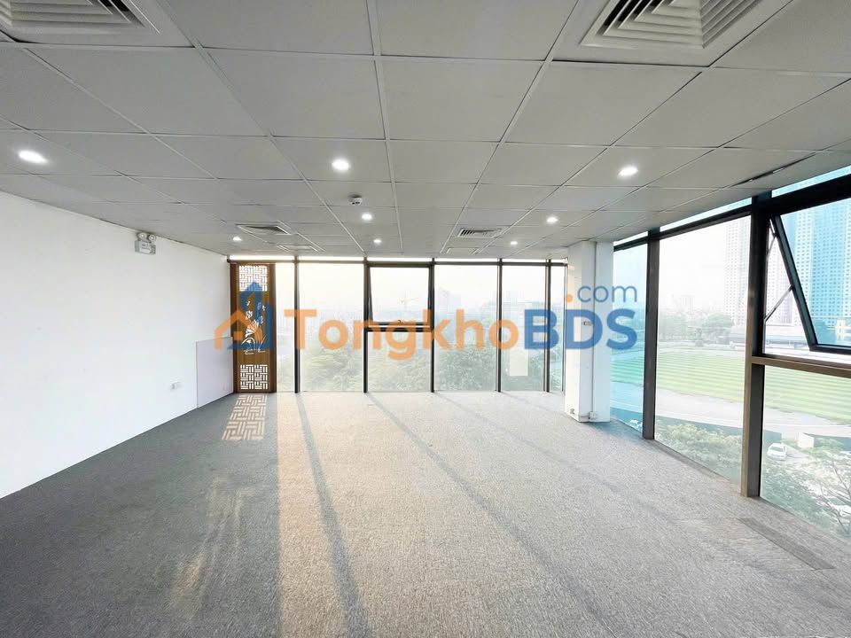 Văn phòng Vũ Tông Phan, Thanh Xuân 70m² 11 triệu - Vị trí trung tâm