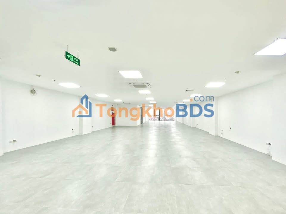 Cho thuê sàn văn phòng mặt phố Đống Đa 320m² - Sẵn sàng kinh doanh