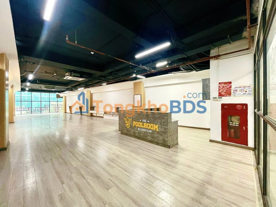 Văn Phòng 110m² Ngã Tư Sở - Giá 15-20 Triệu/Tháng