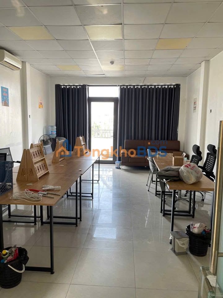 Văn phòng 60m² Nguyễn Xiển, Thanh Xuân - Sẵn Sàng Làm Việc, Giá 9 Triệu