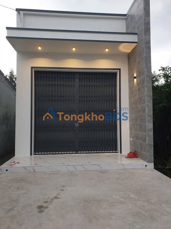 Nhà Mặt Tiền Nam Sông Hậu - Vĩnh Châu 180m² - Kinh Doanh Đắc Lợi