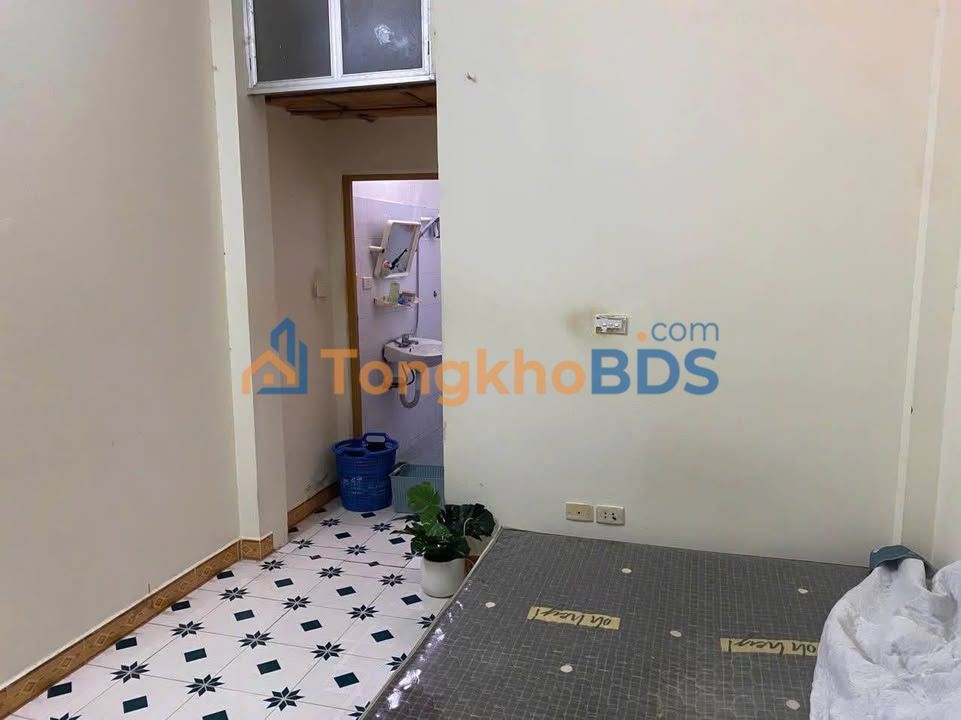 Cho thuê nhà 4 tầng Nguyễn Trãi, Thanh Xuân - 120m² Full nội thất