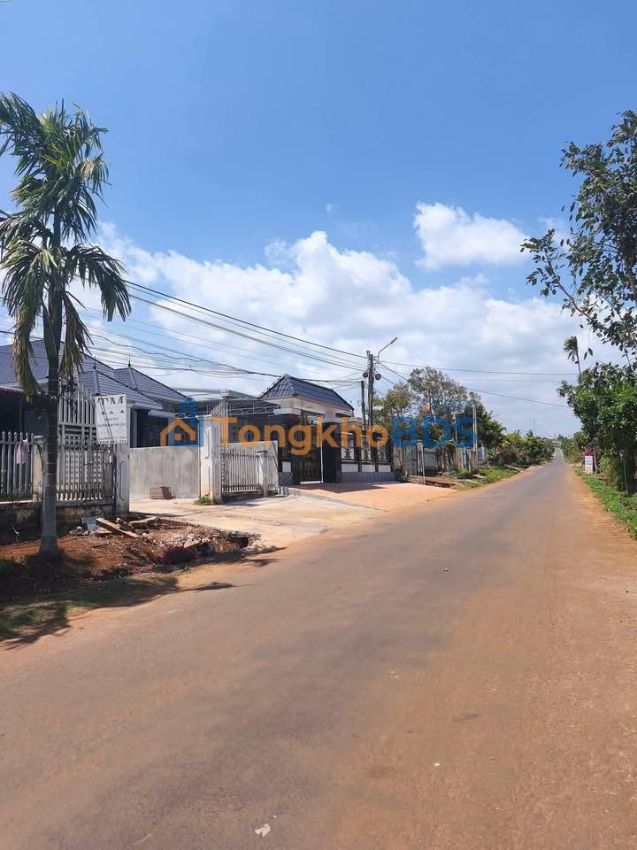 Bán Gấp Đất Vàng Đường Hàm Nghi, Buôn Hồ - 234m² Sổ Đỏ Đã Sẵn Sàng!