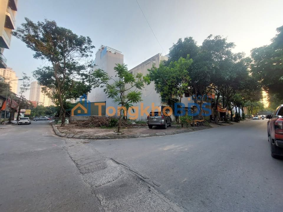 Đất Lô Góc Yên Sở, Hoàng Mai 80m² - 3 Mặt Thoáng, Vỉa Hè, Ô Tô Tránh