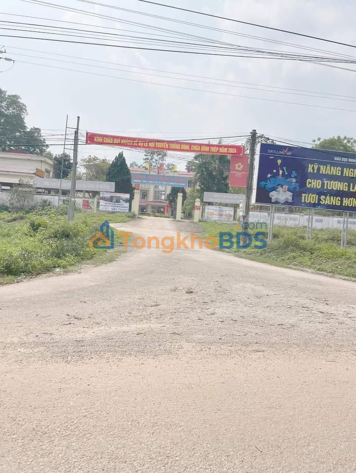 Đất đấu giá Tân Hiệp - Yên Thế 100m² bám nhựa, giá tốt