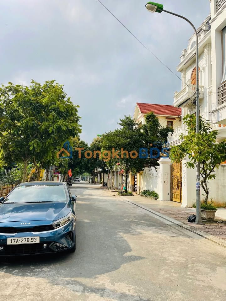 Đất TĐC Ao Phe - 81m² Nguyễn Đức Cảnh, TP Thái Bình - Giá 3 Tỷ