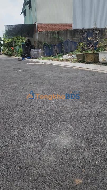 Bán Đất Góc 2 Mặt Tiền Bùi Tá Hán, Thủ Đức - 176m² Giá Tốt