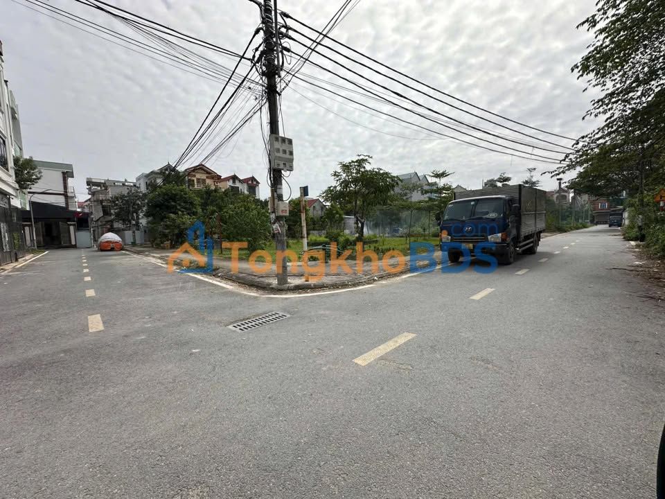 Đất nền Đức Thượng Hoài Đức 50m² - Ô tô tránh, vỉa hè, giá 5 tỷ