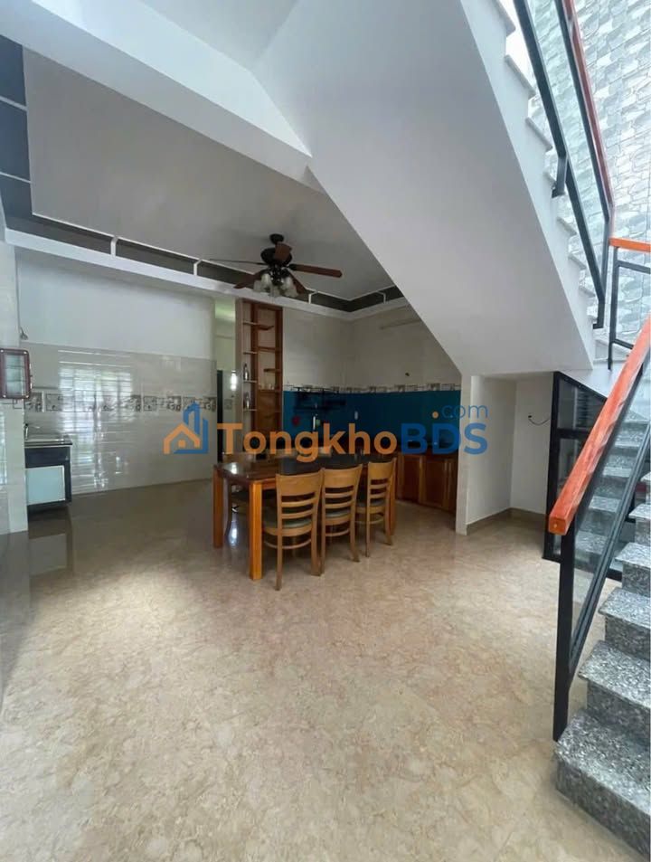 Cho thuê nhà 2 tầng 100m² đường Hoàng Ngân, Đà Nẵng - Giá 9.5 triệu/tháng