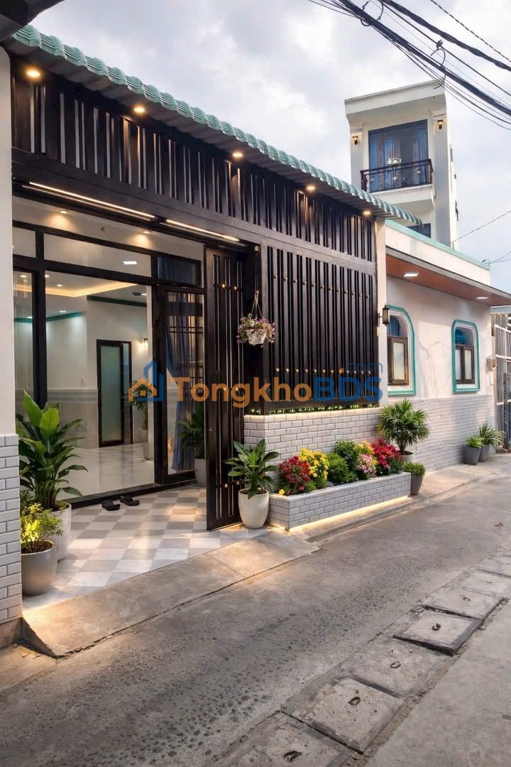 Nhà SHR Hóc Môn 79.3m² - 3PN, Lửng Đẹp, Sổ Hồng Riêng