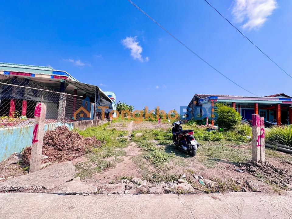 Đất nền Tiền Giang 216m² - Sổ đỏ sẵn, giá 225tr - An cư lý tưởng