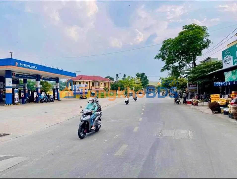 Nhà Mặt Tiền Kinh Doanh Bùi Thị Xuân, Huế - 96m², Giá 4 Tỷ