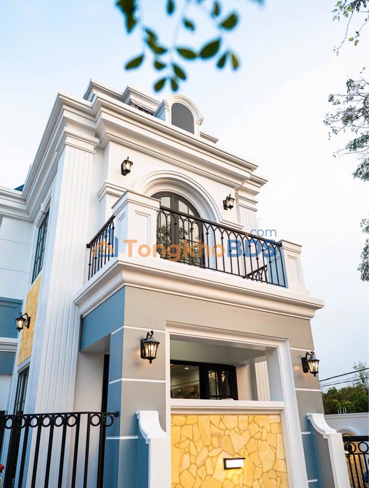 Nhà Tân Cổ Điển 100m² Kiệt 55 Vũ Ngọc Phan, Huế - Giá 3.3 Tỷ