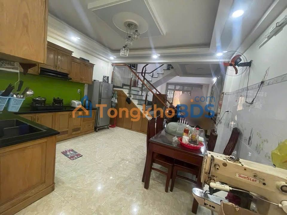 Nhà 5 tầng HXH Nguyễn Thị Búp, Q12 - 5.8 Tỷ - Sẵn Sổ Hồng