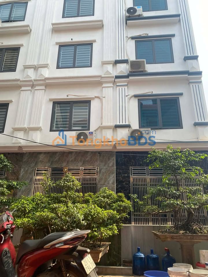 Nhà 5 Tầng Quang Tiến, Tây Mỗ 32m² - Giá Sốc 6.9 Tỷ, Tặng Nội Thất