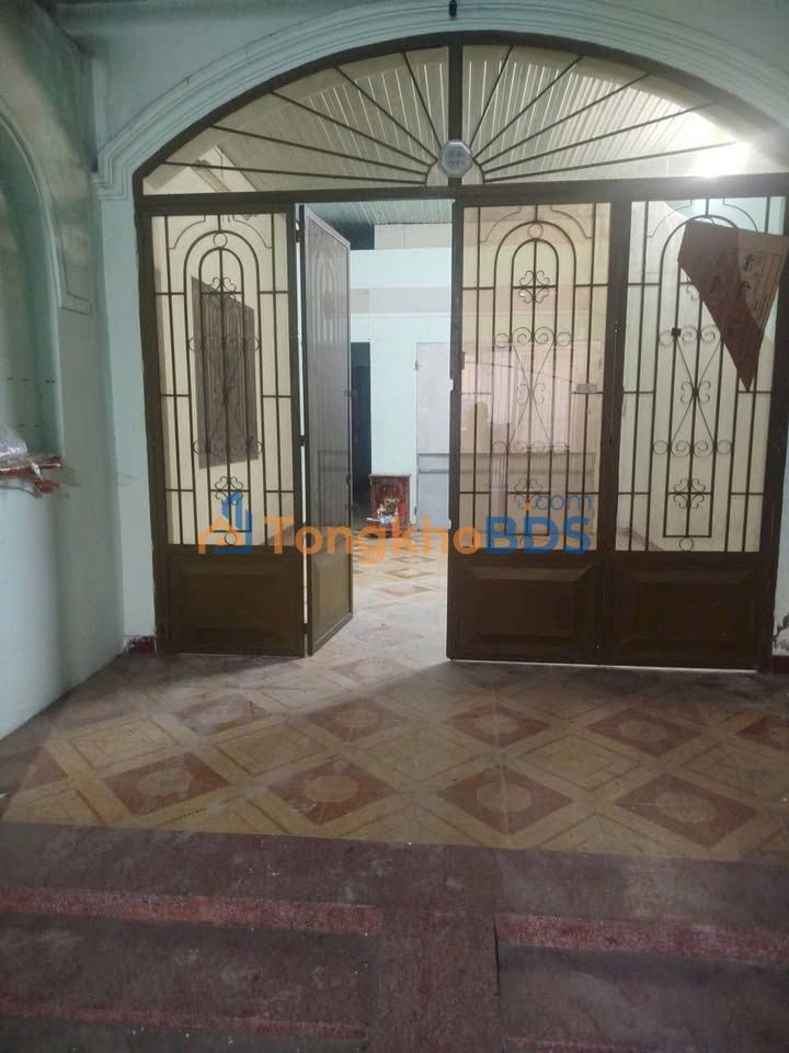 Nhà 135m² 2PN Phường Dĩ An - Gần Chợ Đoàn Thị, Giá 5 Triệu/Tháng