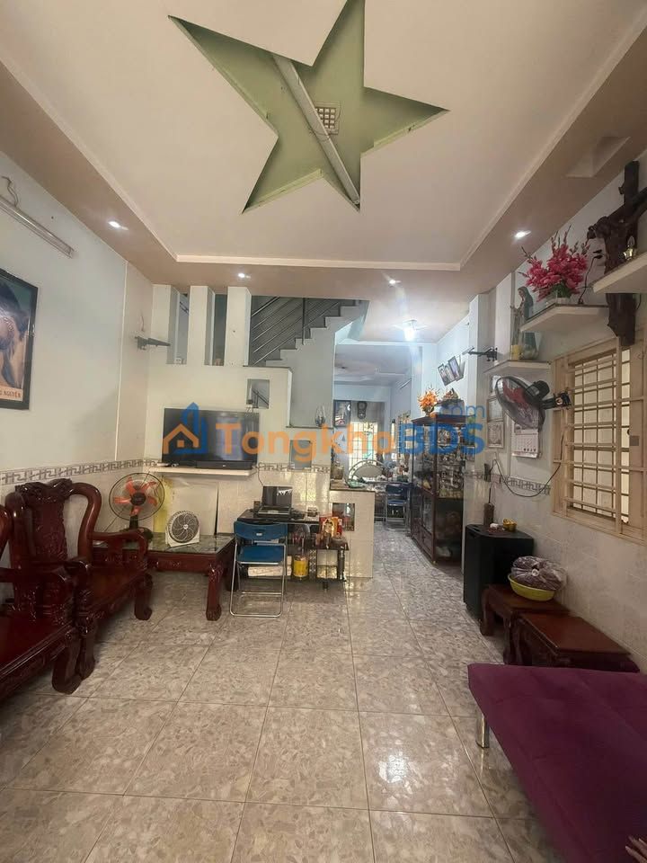 Nhà Ấp 7 Hóc Môn 120m² - 5.9 Tỷ, Kinh Doanh Tốt, Lối Đi Riêng