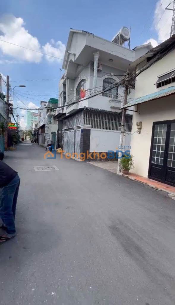 Bán Gấp Nhà 80m² Gò Vấp - Hẻm Xe Hơi, 5 Phòng Trọ, 6.9 Tỷ