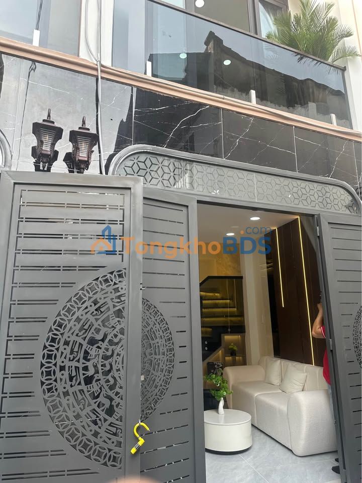 Nhà Gò Vấp 36m² - 4PN, Full Nội Thất - Giá 5.58 Tỷ