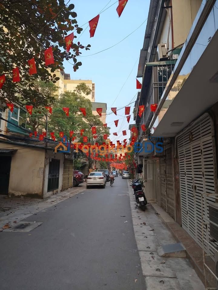 Cho thuê nhà tập thể Hoàng Đạo Thành, Thanh Xuân - 68m², 2PN, 8 triệu/tháng