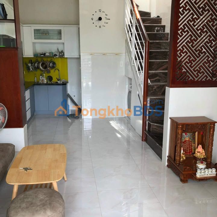 Nhà 2 Tầng 52m² Lê Văn Việt, Thủ Đức - Chính Chủ, Hoàn Công Đủ