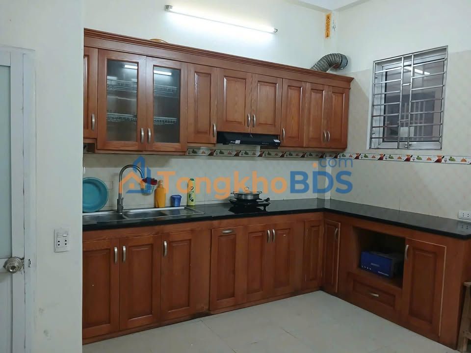 Cho thuê nhà 3 tầng full nội thất tại Quang Lãm, Hà Đông - 8 Triệu/tháng