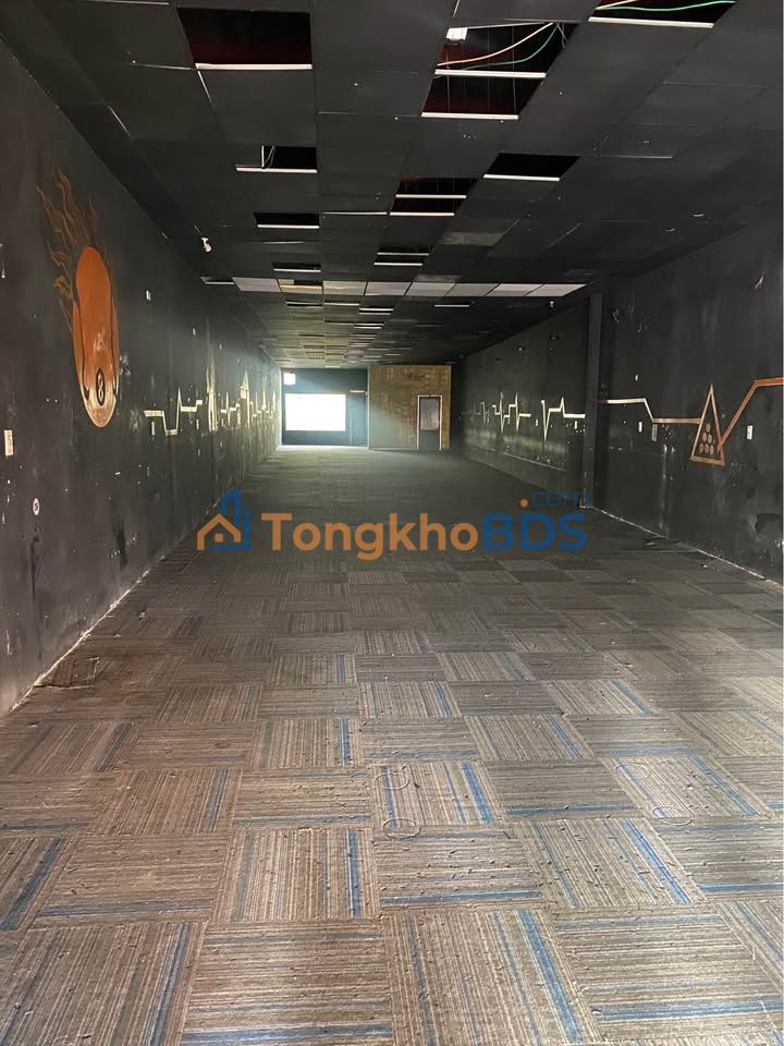 Mặt Tiền Võ Văn Dũng Quy Nhơn - Nhà 240m² Giá 15 Triệu/tháng