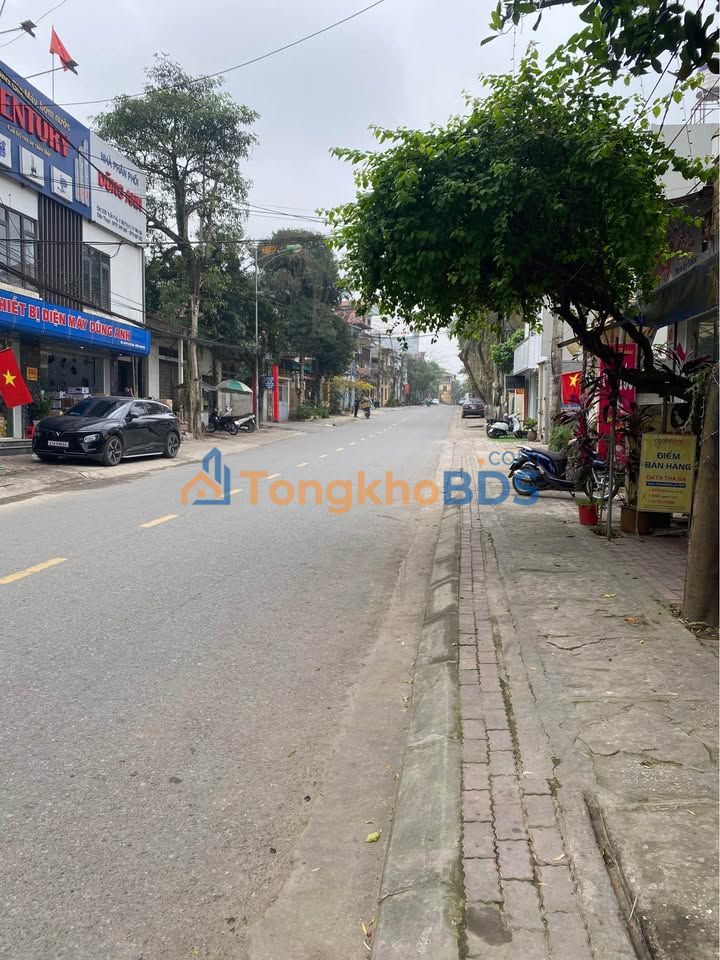 Nhà 63m² 4PN 3 Tầng Mặt Tiền 5.1m - Trung Tâm TP Lào Cai, Hướng Bắc