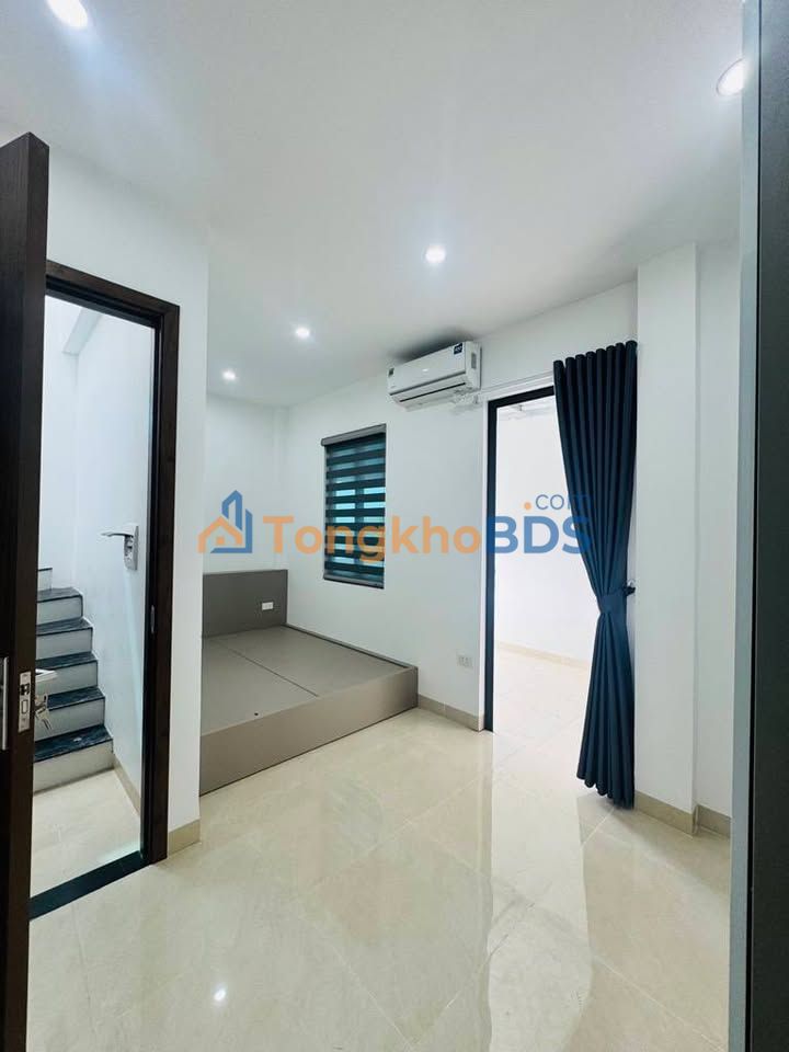 Nhà Phố Nhổn 32m² 6 Tầng, Full Nội Thất - Giá 6 Tỷ