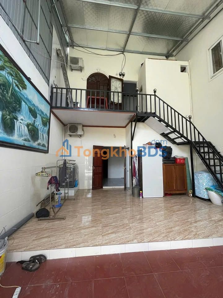 Cho thuê nhà 2 tầng đường Tô Hiến Thành, TP Vinh - 8 triệu/tháng