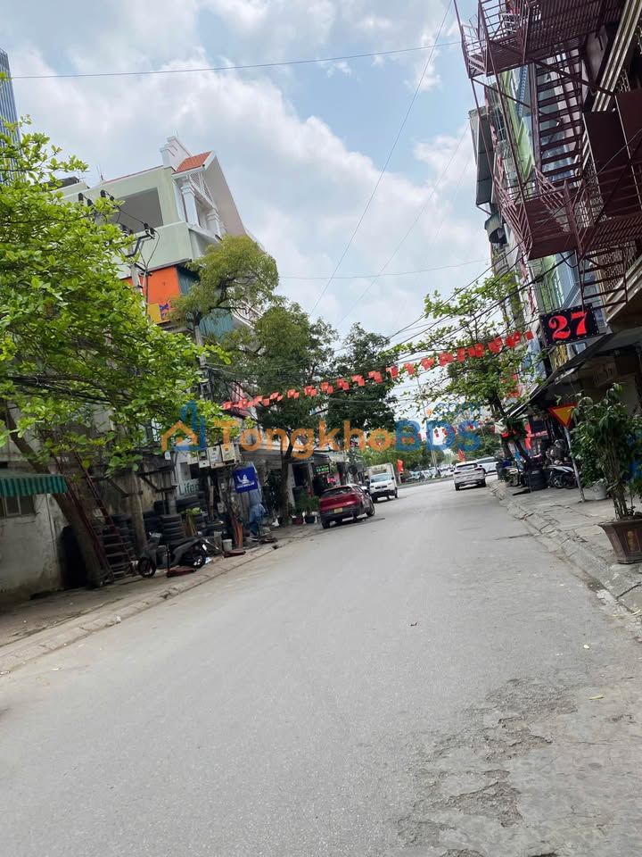 Nhà Phố Cổ Hoàn Kiếm 5 Tầng - Kinh Doanh Karaoke 52m² - 9.5 Tỷ