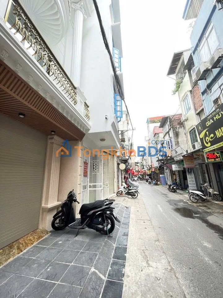 Nhà Tân Mai Hoàng Mai 50.5m² 22.5 tỷ - Ô tô vào tận nhà