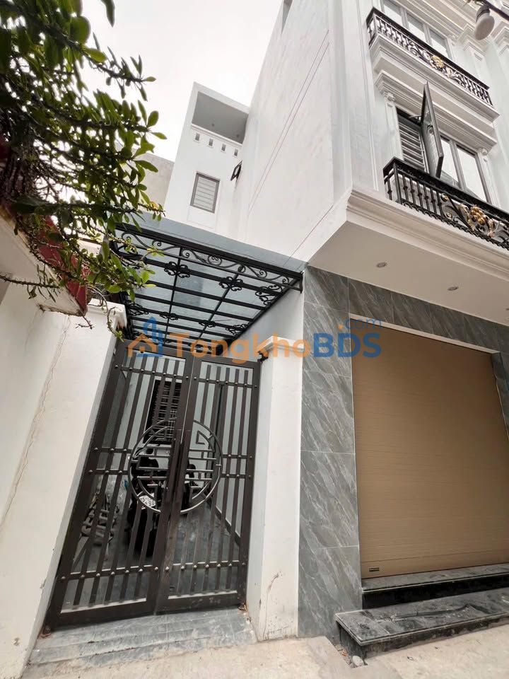 Nhà Sân Cổng 50m² Thiên Lôi, Lê Chân - Giá 4.25 Tỷ, Vị Trí Vàng