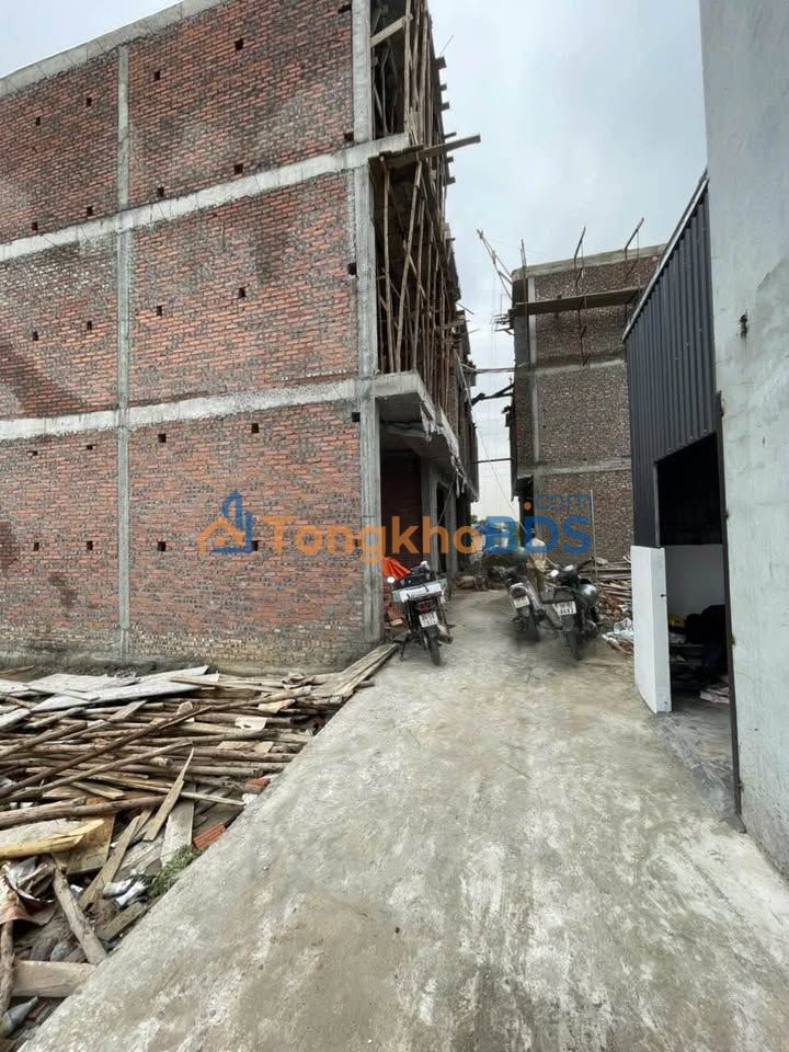 Nhà 3 Tầng 40m² Hồng Thái, An Dương - Giá 1.79 Tỷ, Ô Tô Tới Nhà