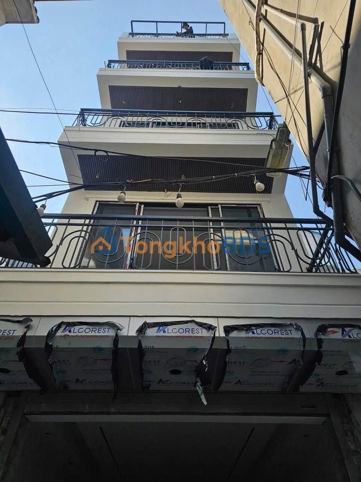 Nhà 5 tầng có thang máy Ngõ Thượng Thanh, Long Biên - 10.8 tỷ
