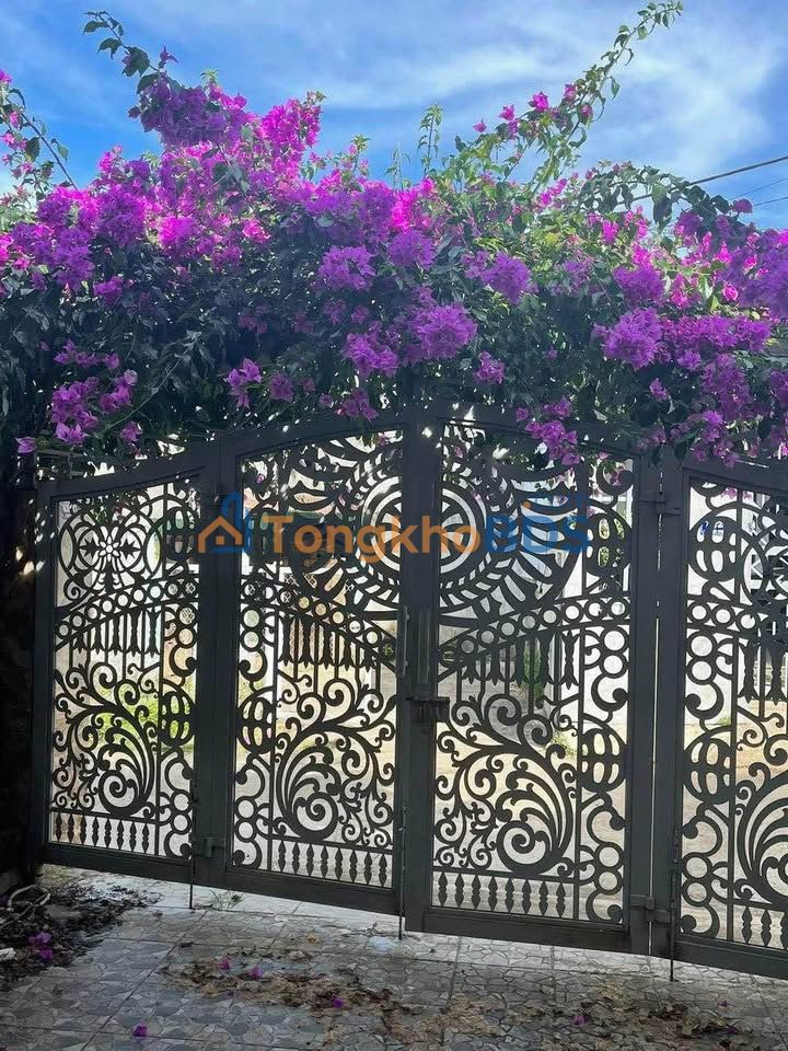 Nhà 96m² Thổ Cư Đô Thị - Trung Tâm Bảo Lộc, Giá 2.2 Tỷ