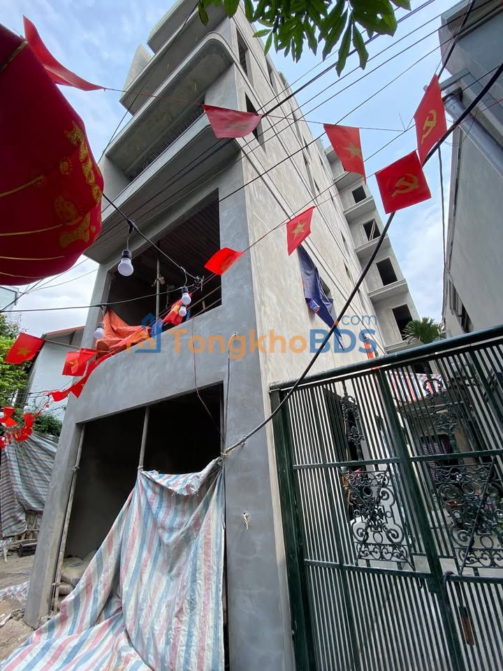 Nhà Phố 50m² 6 Tầng, Lô Góc, Có Thang Máy - Long Biên, Hà Nội