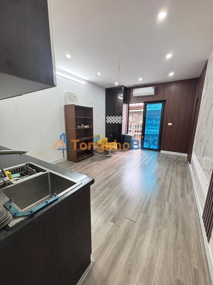 Bán gấp Tập Thể Trung Liệt 80m² - 3PN, 3 Tỷ - Vài Bước Ra Phố