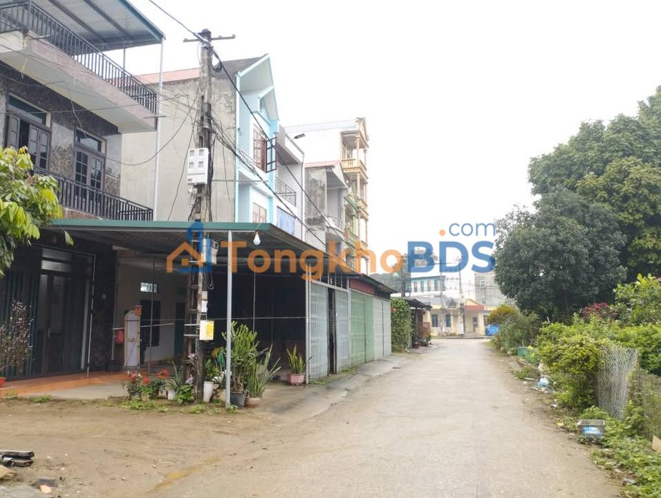 Đất Phường Tân Quang 100m² - Ngay Bờ Hồ, Sổ Hồng Thổ Cư