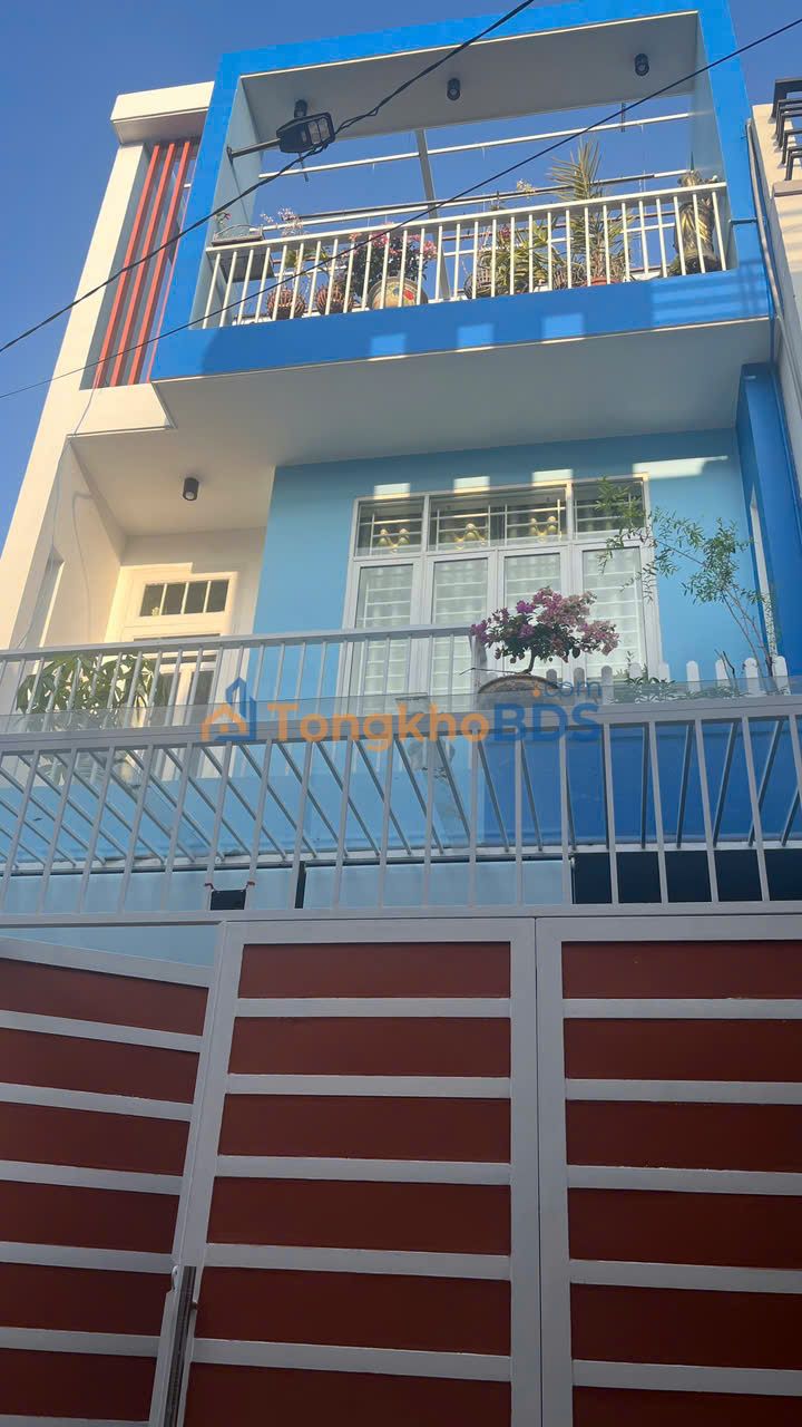 Nhà 84m² Phước Long B, Thủ Đức - 3 Tầng, Full Nội Thất, Giá 12.2 Tỷ
