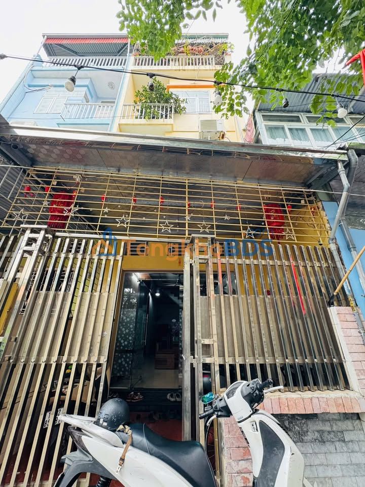 Nhà Miếu Hai Xã Vĩnh Niệm 67m² 3,95 tỷ - Ô tô vào nhà
