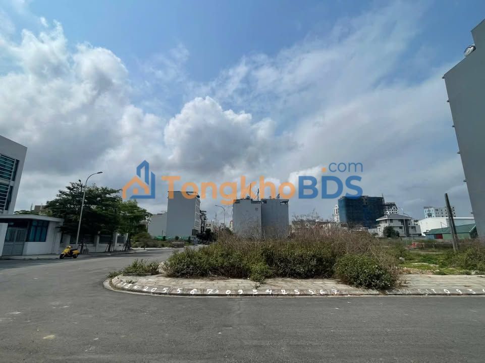 Đất Lô Góc Lê Hồng Phong, 111m², Đối Diện Công Viên - Giá 16.1 Tỷ