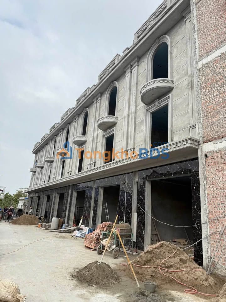 Townhouse Tô Phong 50m² 2 tỷ - Cho thuê ngay