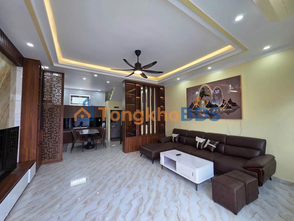 Nhà 3 tầng Nam Sơn An Dương - 55m² full nội thất, ô tô vào nhà, 2.7 tỷ
