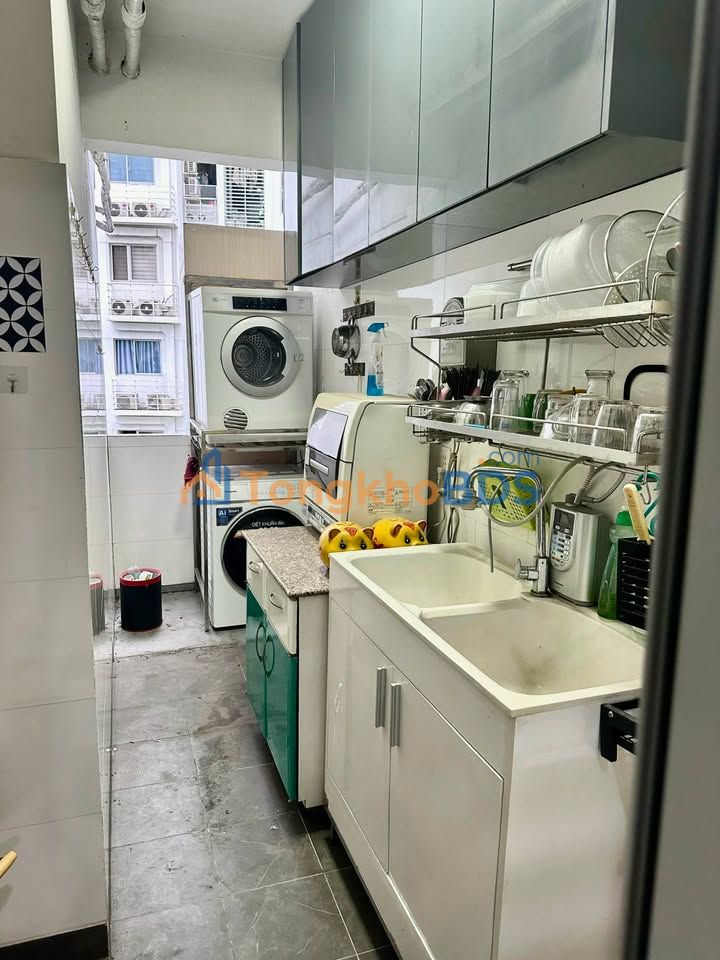 Cho thuê Căn hộ Ruby Celadon 98m² - 3PN, Ban công thoáng mát - 15.5 triệu/tháng