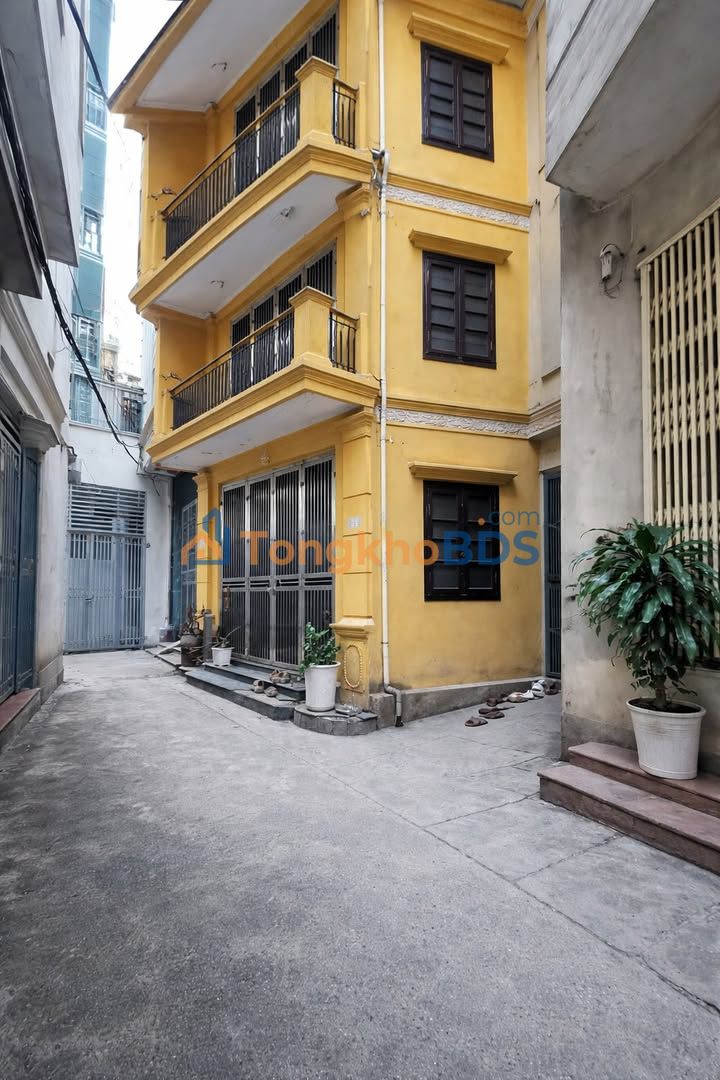 Nhà 65m² Tây Mỗ, Nam Từ Liêm - 3 Tầng, Sổ Đỏ Sẵn Sàng - Giá 8.5 Tỷ