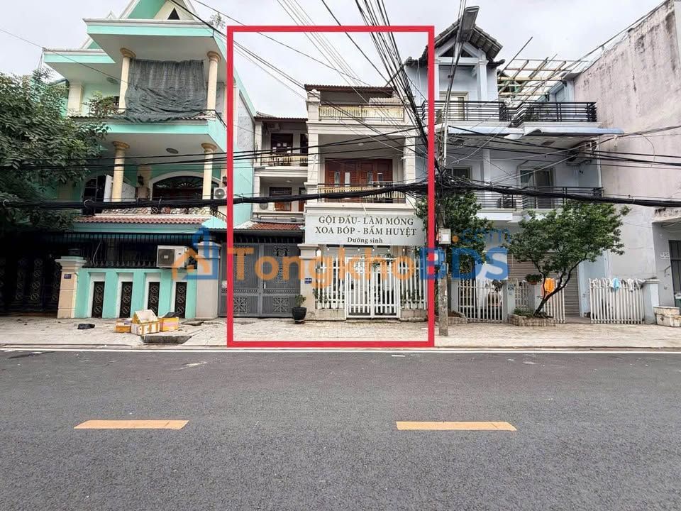 Nhà Mặt Tiền Kinh Doanh Quận 7 - 136m² - Giá 20.5 Tỷ